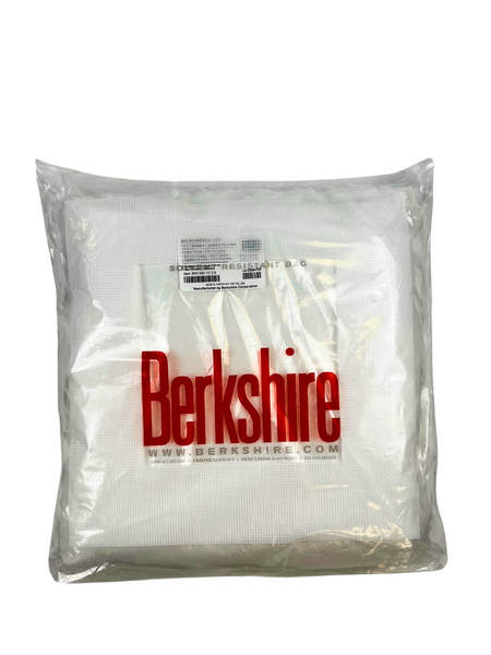 Berkshire Wipes:. MicroSeal 1200, Polyester, Ultrasonically Sealed Edge, 12"x 12", Stacked, 100/Pack, 6 Packs/Case, BRK-MS1200-1212-6